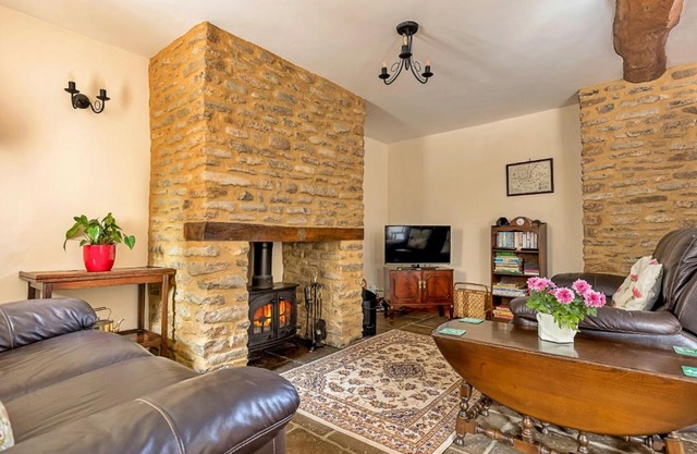 Finest Retreats - Fives Court Cottage
