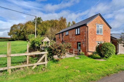 Finest Retreats - The Barn at Prowses Farm