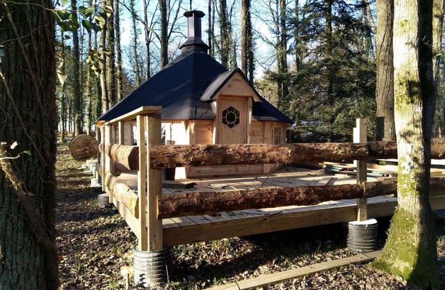 FINNISH KOTA RELAXATION, FOREST AND NATURE. BREAKFAST INCLUDED