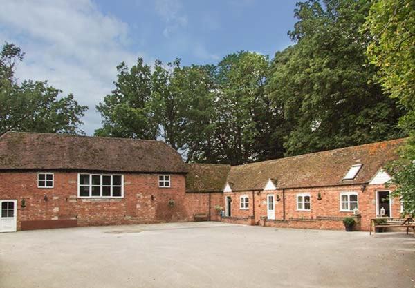 Finwood Cottage 1