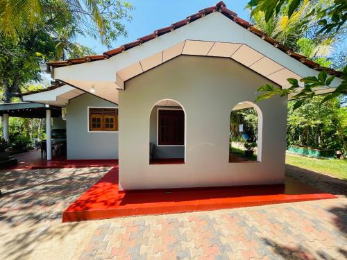 Fish Tail Villa
