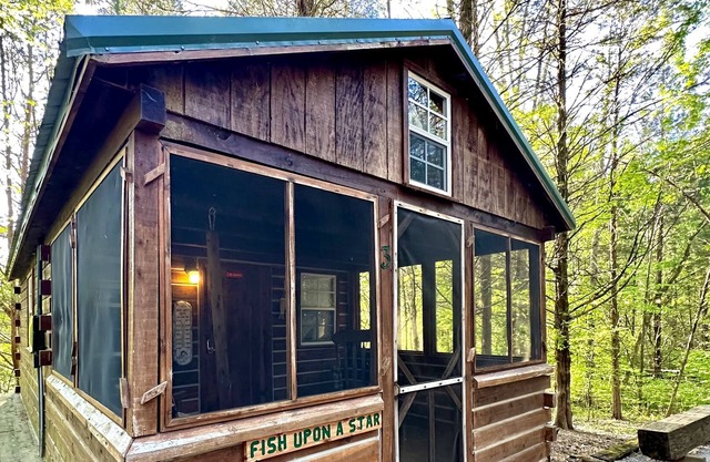 Fish Upon A Star, Twin Lakes Country Cabins