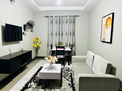 Fivas Residences
