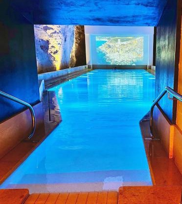 Five Stars Mercury Tower