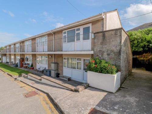 Flat 24