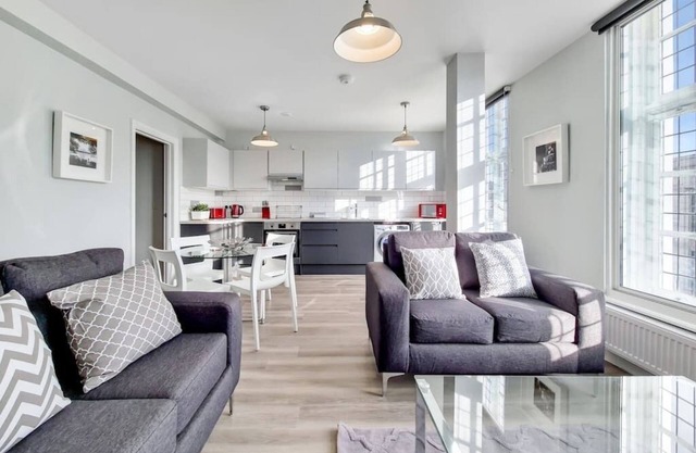 Flat 5 Brewers Lane - 1 bedroom apartment
