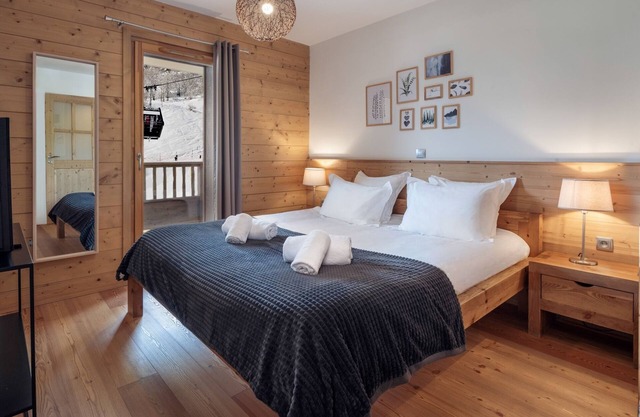 Flat mountains view - SKI-IN/OUT LA PLAGNE CHAMPAGNY- ideal for families