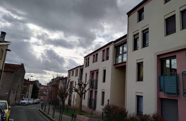 Flat T2 48m ² calm close center