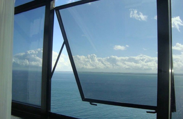 FLAT WITH SEA VIEW