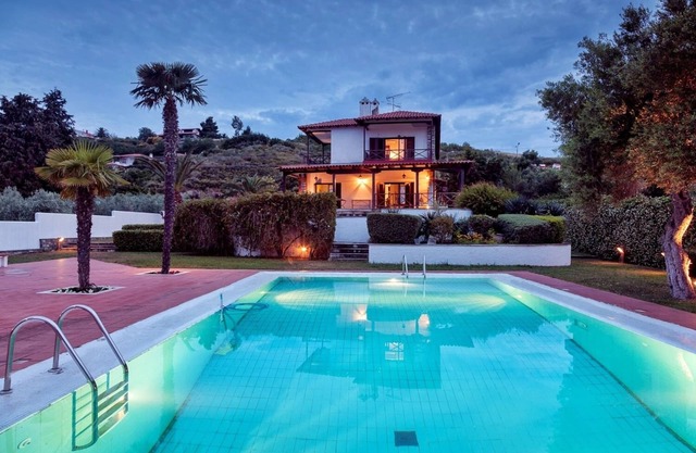 #FLH-Escada Pool Villa-Hanioti