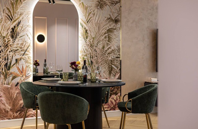 Flores | Spacious apartment with soul | Close to Mill Island
