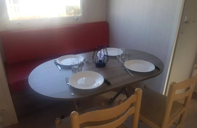 Flower Camping Le Pré des Sables * - Mobile home Standard 27m2 2 bedrooms 6 people