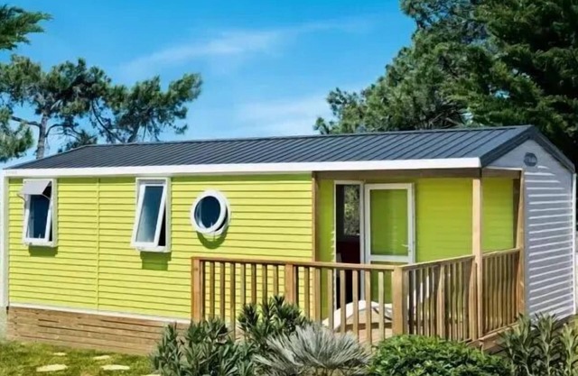 Flower Camping Vitamin * - Mobile home Côté Confort 25m² (2 bedrooms) + TV + Integrated terrace - Arrival Sunday 4 people