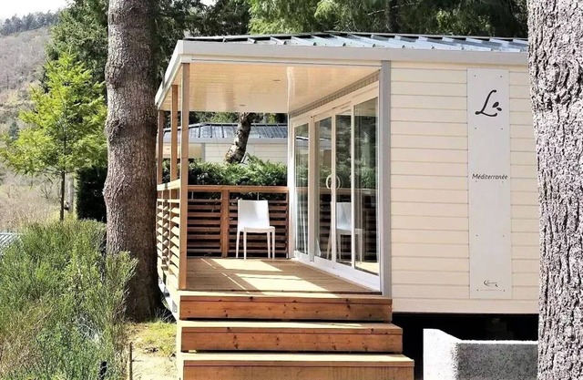 Flower Camping Le Belvédère * - Mobil-home Premium ALLAGON - 2 bedrooms 4 people