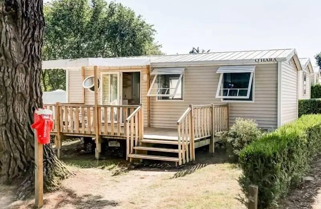 Flower Camping Le Conleau * - Mobil-home COMFORT 31 m2 (3 bedrooms) + Semi-covered terrace 8 people