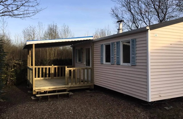Flower Camping Les Granges * - Mobile home Comfort 30m2 (2 bedrooms) + covered terrace 4 people