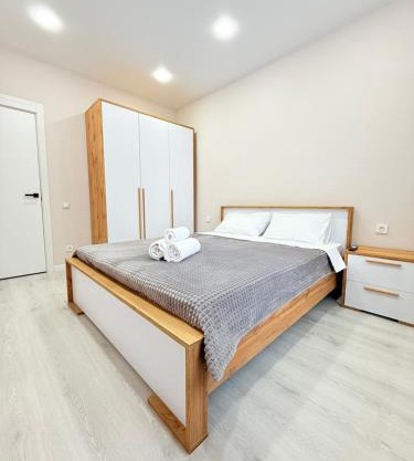 Fly Estate Airport Apartments