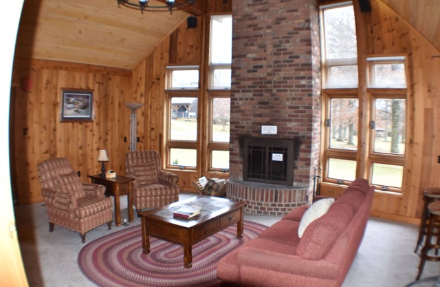 Foggy Mountain Lodge