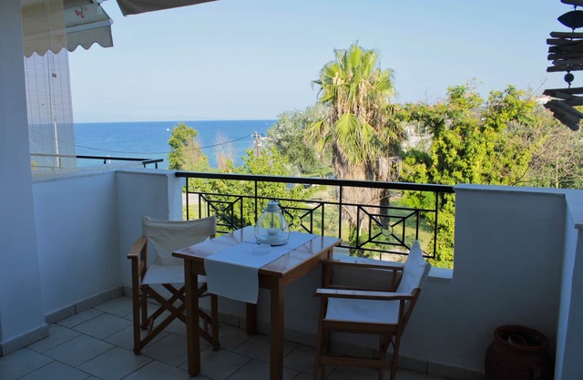 Fokais Beach Apartment