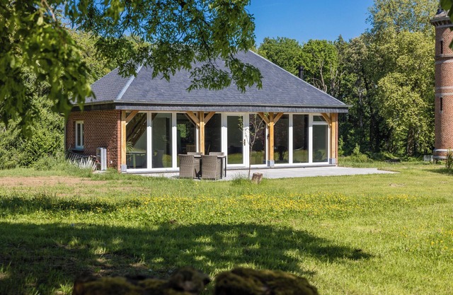 Forest cottage on quiet estate. Close to Pairi Daiza Shape Google Jurbise - Mons