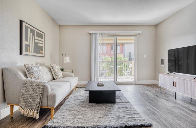 Foster City 2BR w Gym WD nr Visa Paypal SFO-764