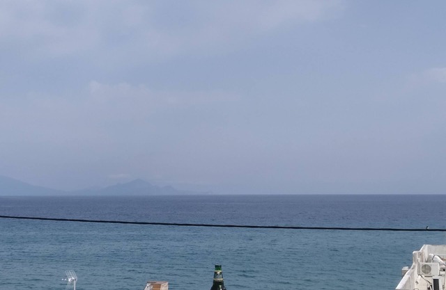 Fotaki's Home - Comfortable Newbuilt 2 Bedroom Home, 20 Meters From the sea