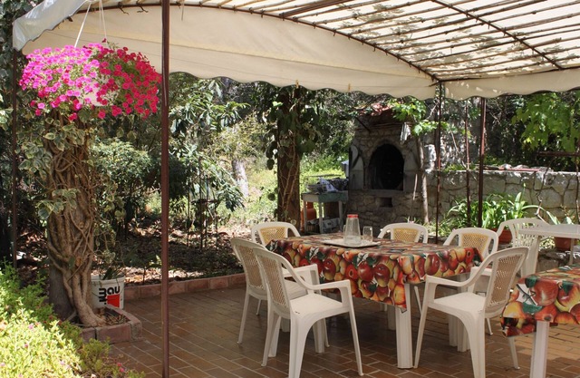 Four-bedroom apartment with terrace Mali Lošinj, Lošinj (A-7992-a)
