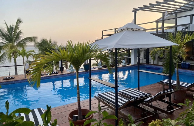 Four Bedroom Beachfront Villa with Direct Beach Access