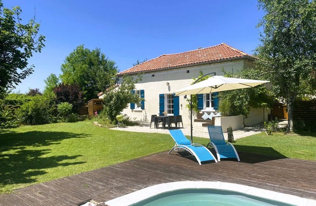 Gite La Banette - This cozy 1-4 person gite is fully equipped.
