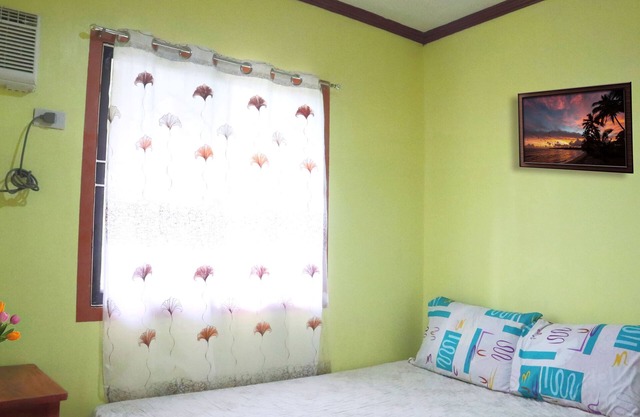 Franky Jay Guesthouse has 2 bedrooms with air-condition.