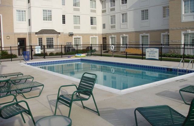 Free Breakfast, Outdoor Pool, Gym. Near Executive Caterers!