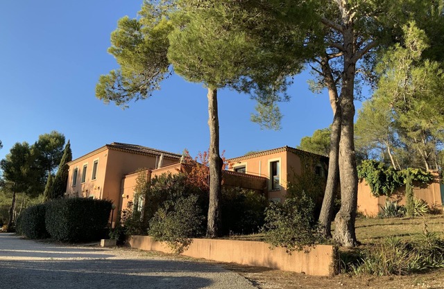 French Riviera semi-detached house, St Gely du Fesc. Pic st loup, beaches