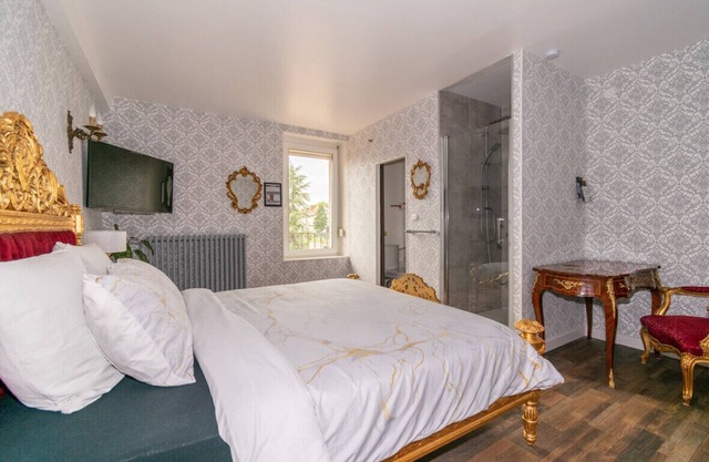 French Royal Room.