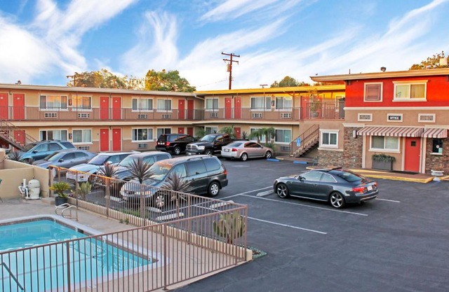 Friendly Hills Inn