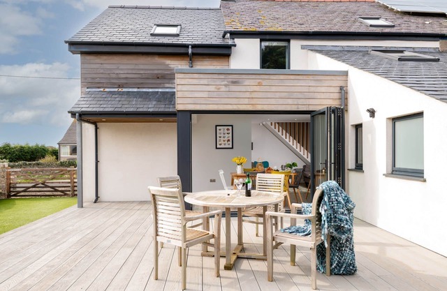 Fronallt - a fabulous 3 bedroom property in Rhosneigr