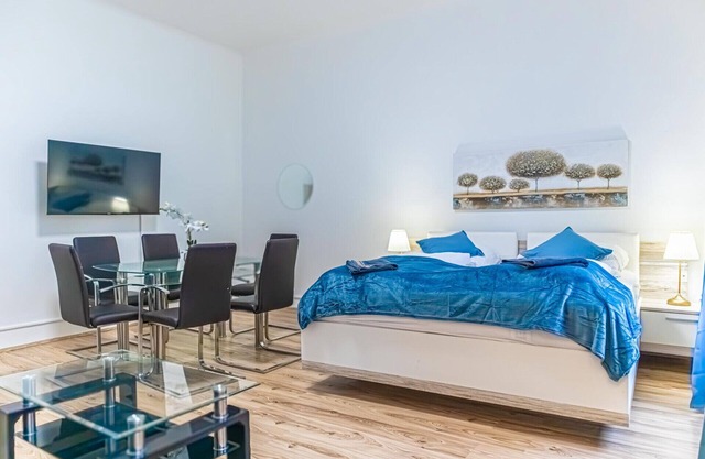Fulfilling 2BR Apt. Very Central