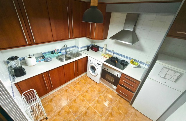 Full apartment in Caballerizas Reales, ideal for couples and families.