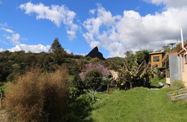 Full exclusive use Cottage, nestled in the bush clad Coromandel Ranges