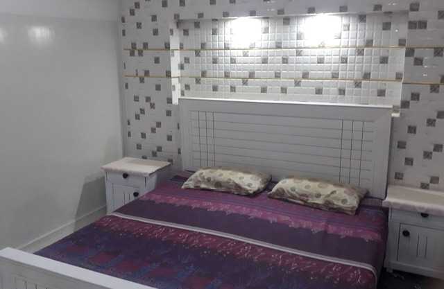 Full Furnished Independent portion in near Aleem Khan Cricket Ground 739
