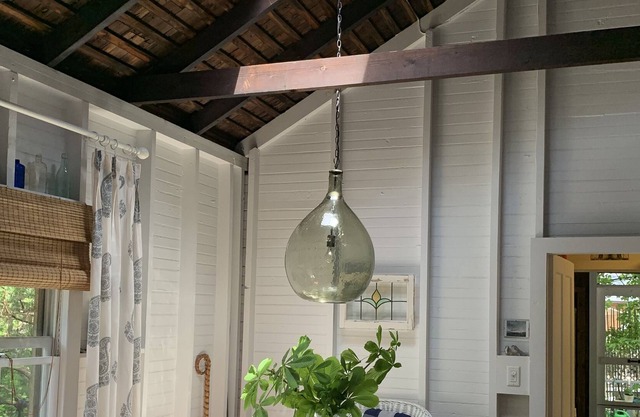 Fully Booked for Summer 2023 - Charming Cottage, Perfect Location!