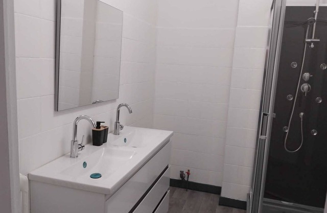 Fully equipped 80m2 apartment Châteaucreux/Zénith/Stade
