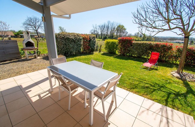 Furnished house F3 on one level in Landes Chalosse in a gourmet region.