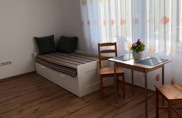 Furnished 1 room apartment for rent