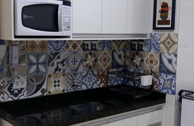 FURNISHED 3 BEDROOM APARTMENT - SLEEPS 6 PEOPLE