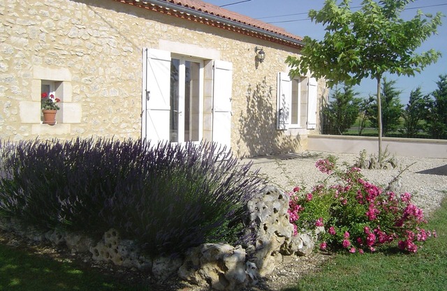 Furnished barn with all comforts, beautiful view of the valley