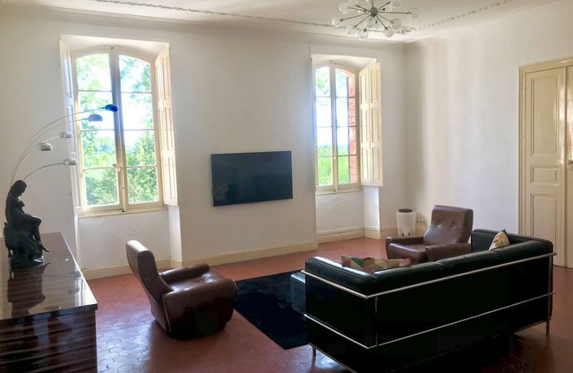 Gîte au Château Jonquier 2