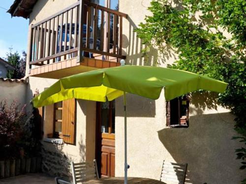 Gîte avec cheminée, jardin clos, animaux admis - FR-1-496-30