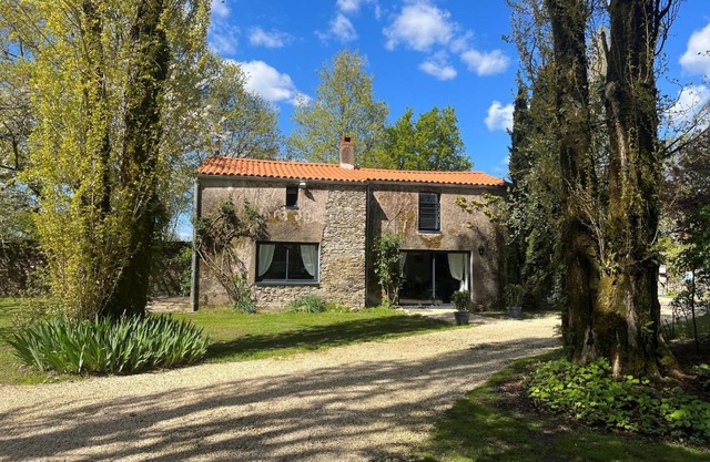 Gîte charmant, spacieux, à 15 km de Nantes, 2 chambres, terrasse, parking, animaux acceptés - FR-1-306-1238