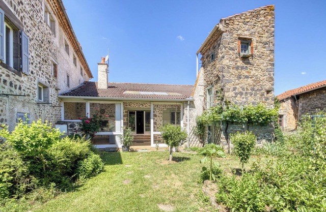 Gîte "Chez Papi" Country house near Allier