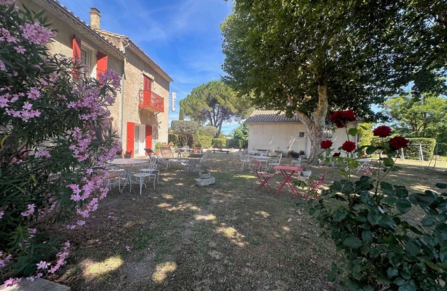 Gîte du Mas - Charmant Gîte provençal avec jardin commun